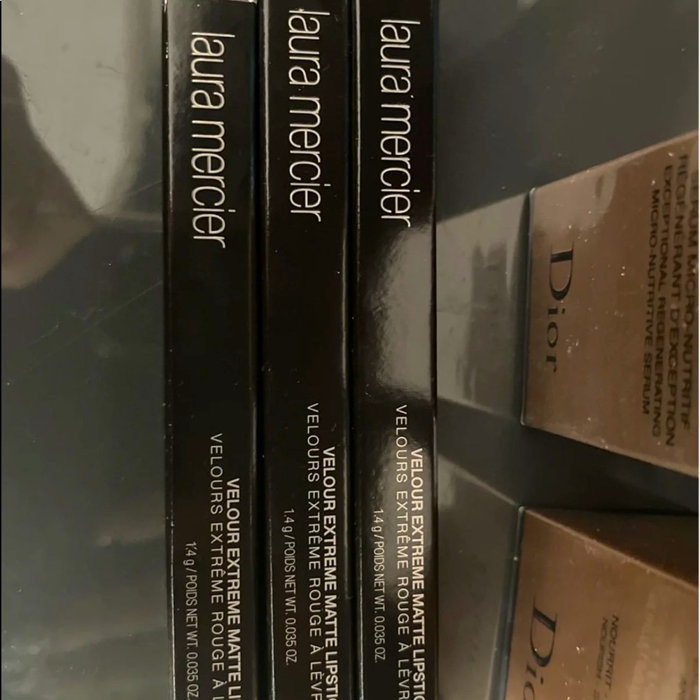 (3) New Laura Mercier Velour Extreme Matte Lipstick (Fresh: Pinky Nude)